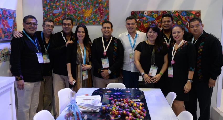 ZIHUATANEJO TIANGUIS TURÍSTICO