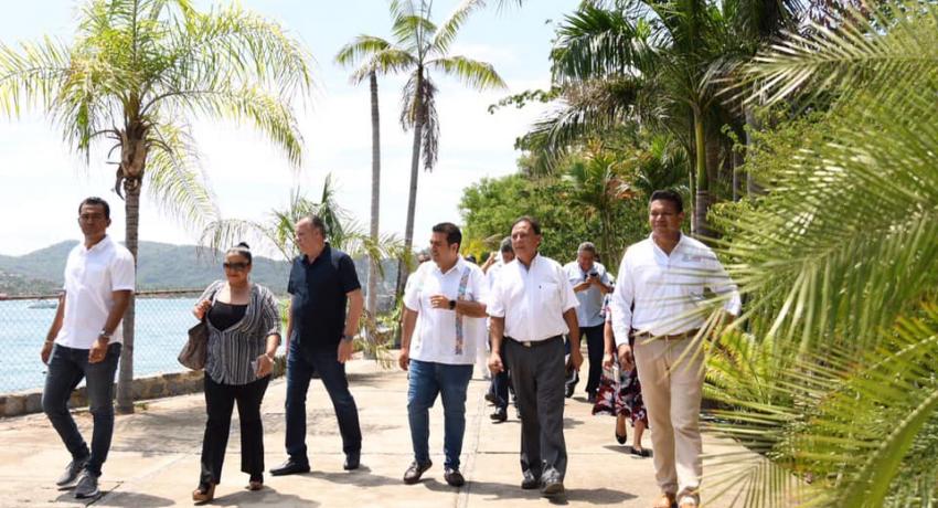 Titular de Sectur estatal y Presidente JSA confirman regreso de cruceros turísticos a Zihuatanejo