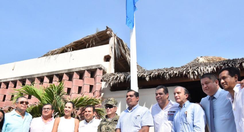 PRESIDENTE JSA LOGRA DISTINTIVO BLUE FLAG 2019-2020 PARA PLAYA EL PALMAR I Y II DE IXTAPA