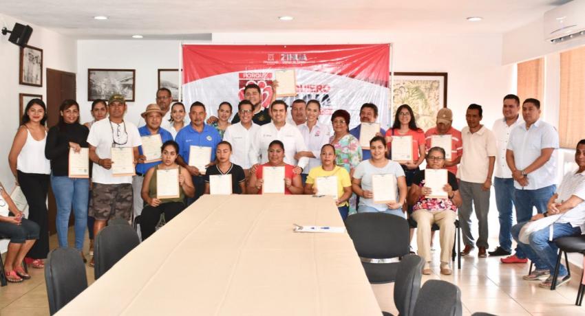 Alcalde JSA apoya a grupo de 15 personas con entrega de actas del Registro Civil gratuitas