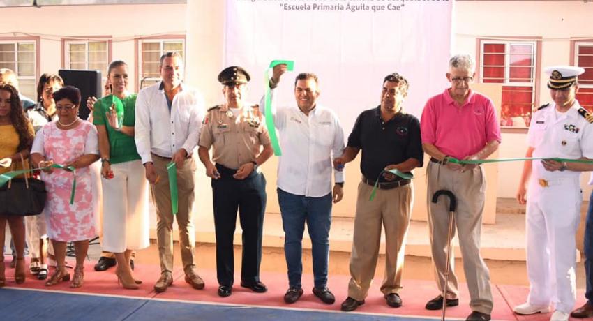 Entrega de cancha techada