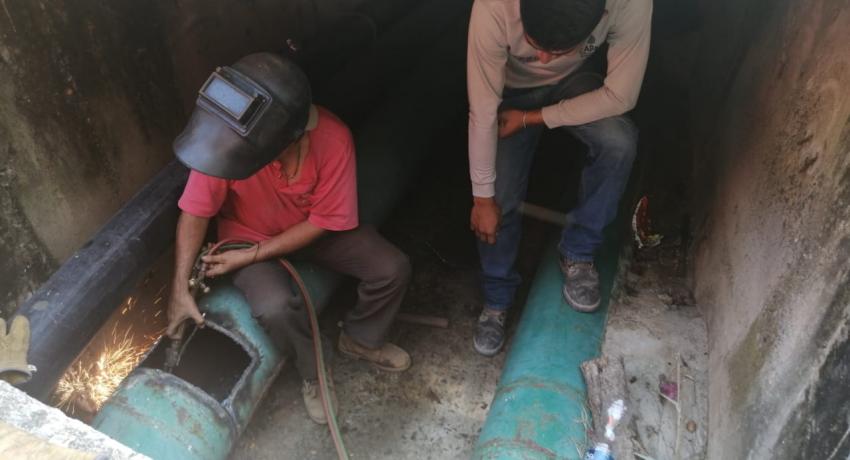 Reparación de fuga en red