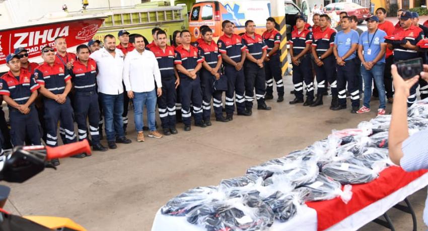 segunda dotación de uniformes 