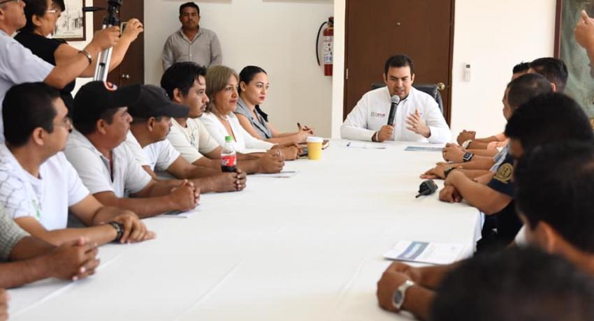 Limpieza del fondo de la bahía