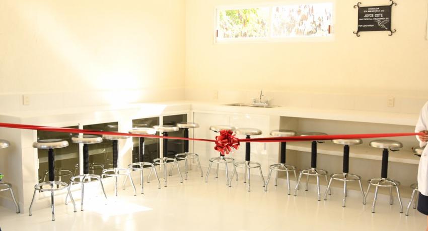  Jorge Sánchez Allec recibe reconocimiento