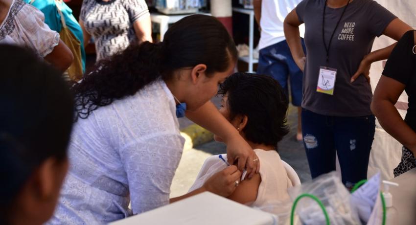  vacunación vía publica 