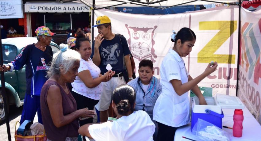  vacunación vía publica 