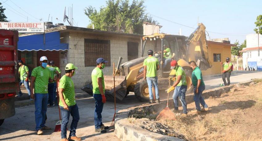 una ciudad limpia, ordenada e iluminada