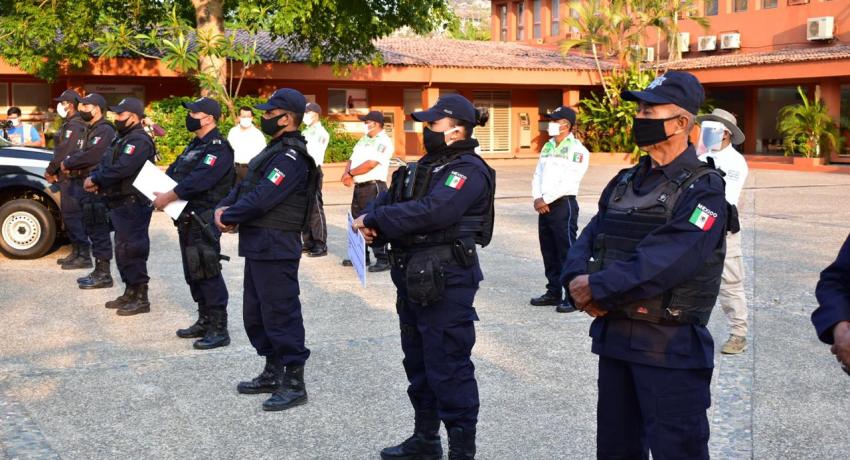 Entrega patrullas a Seguridad Pública