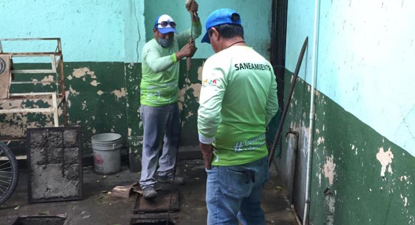 Intensifica medidas sanitarias en mercados