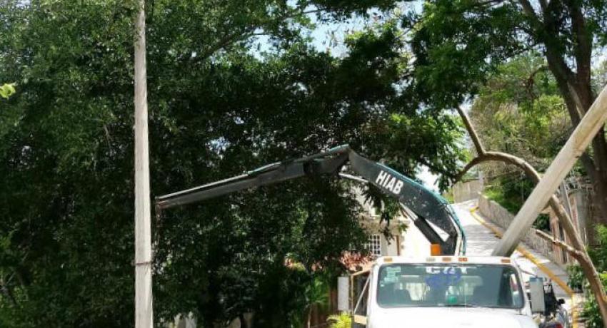 Electrificación de cinco colonias