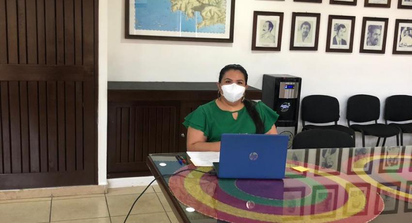 Reunión sobre entrega de kits de salud bucal