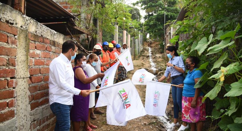  Habitantes de Los Almendros