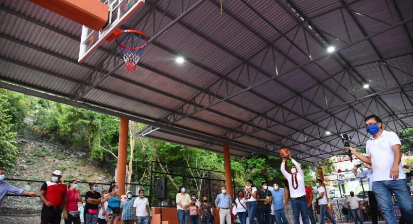 Pavimentación de calle Mirador de la col. Libertad