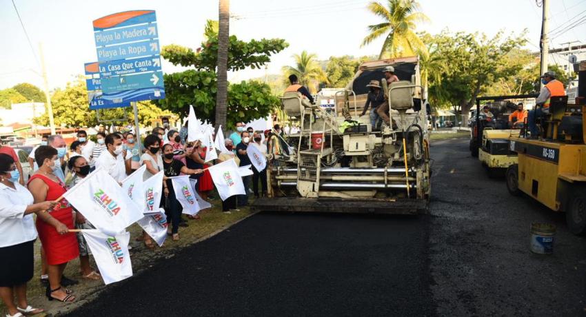 Obra de gran impacto en el Centro de Zihua