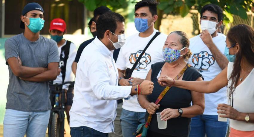 Arranca pavimentación de calle Río Mezcala