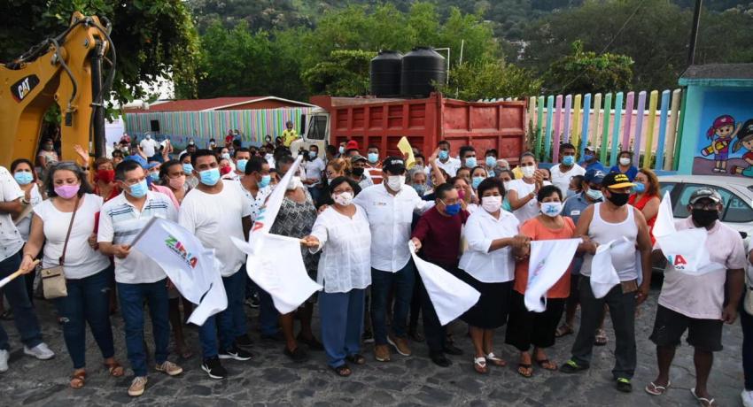 Estamos trabajando por Zihua: JSA