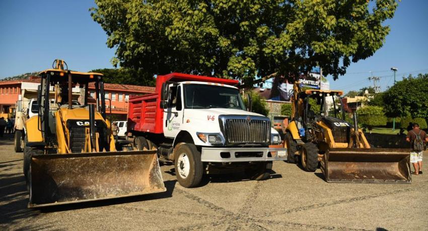  Rastreo de caminos en todas las comunidades del municipio