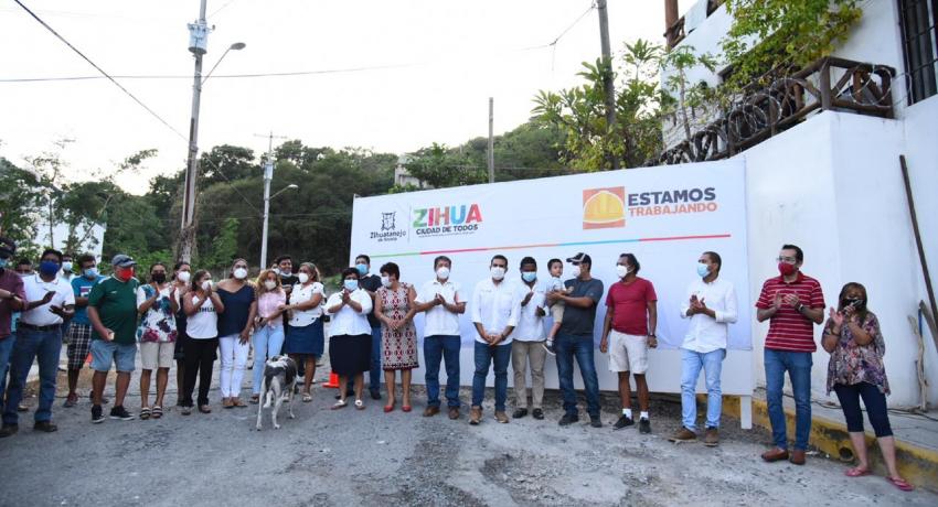 Andador en la colonia Ignacio Manuel Altamirano