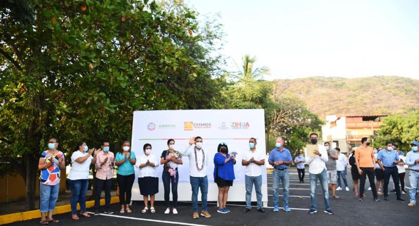 Reencarpetamiento de calles Ola Roja y Mar Arábigo