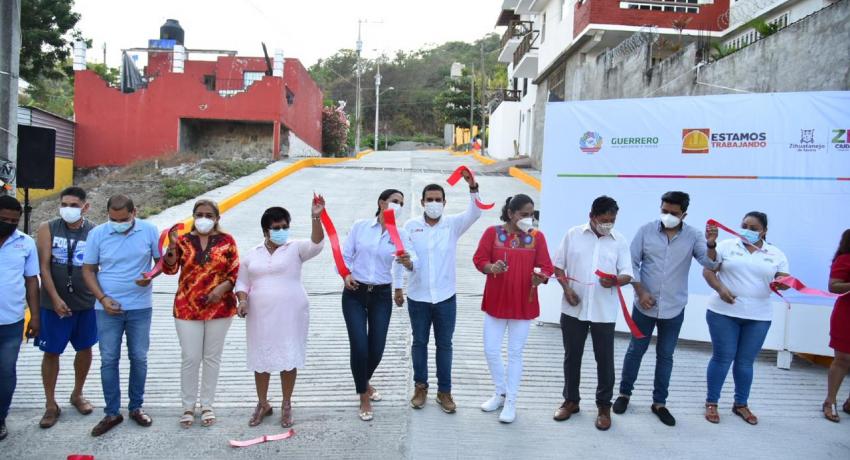 Una nueva calle en colonia La Noria