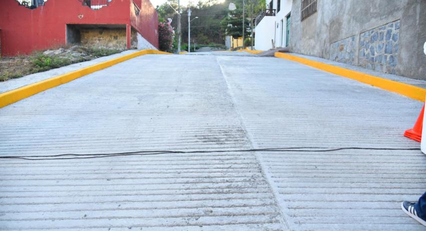 Una nueva calle en colonia La Noria