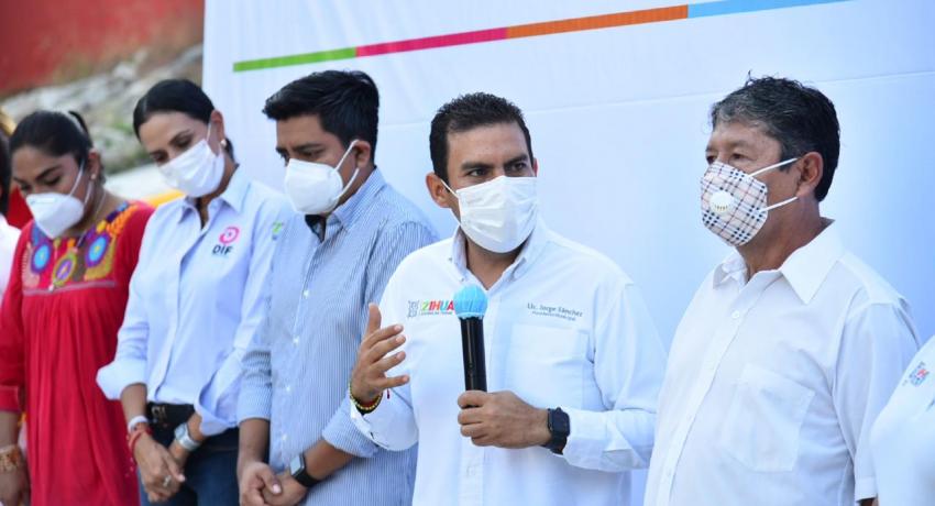 Una nueva calle en colonia La Noria