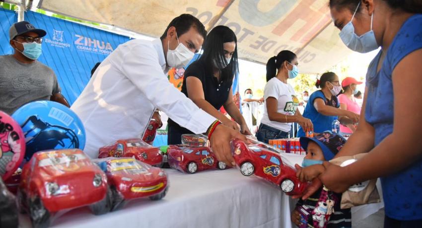 Arrancan la caravana Llegaron Los Reyes