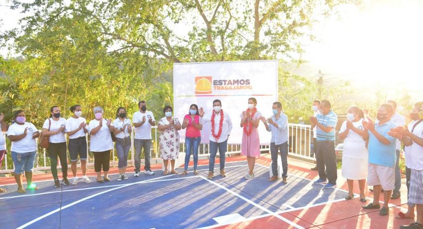 Obras y mas obras para zihua