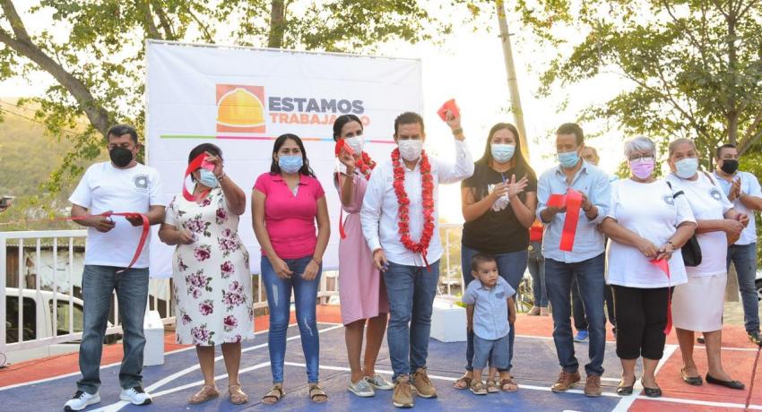 Obras y mas obras para zihua