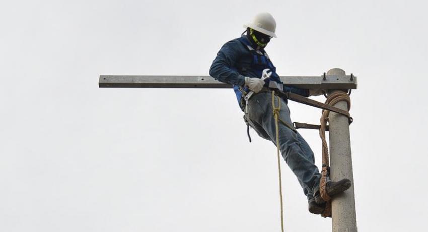  Cerrocoy y a la construcción de el Andador Pulpo y la Calle Cangrejo en la Col. Barranca en la La Zapata.