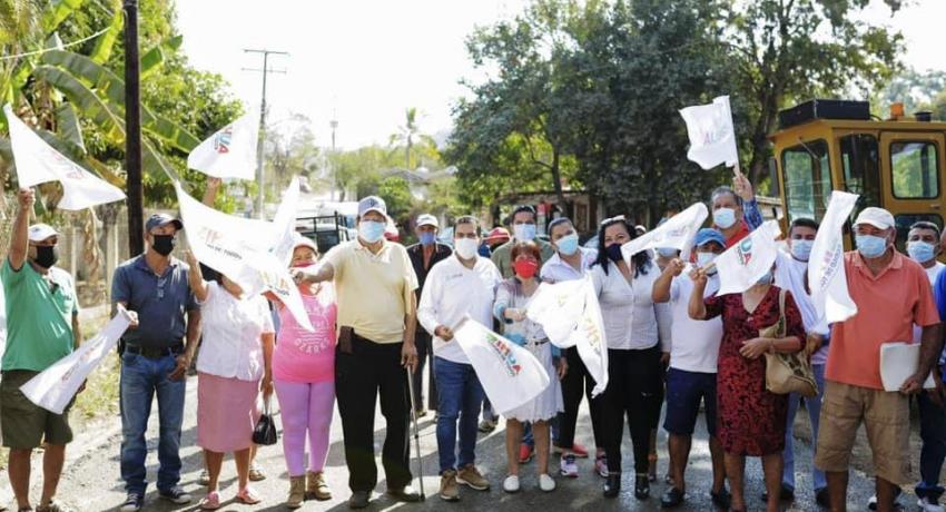 Carretera que conduce a El Posquelite