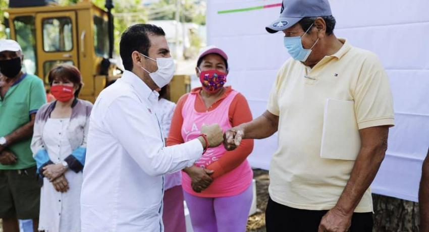 Carretera que conduce a El Posquelite