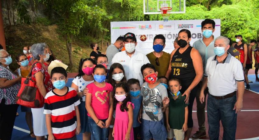 Jorge Sánchez inauguró cancha techada en el Fovissste 