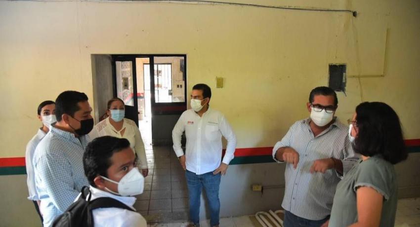 Gobierno de Zihuatanejo dignifica áreas municipales