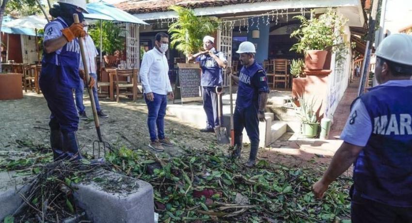 Presidente Jorge Sánchez supervisa trabajos de limpieza tras el paso de huracán Rick