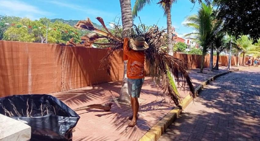 Servicios Públicos redobla esfuerzos en la limpieza de espacios públicos. 