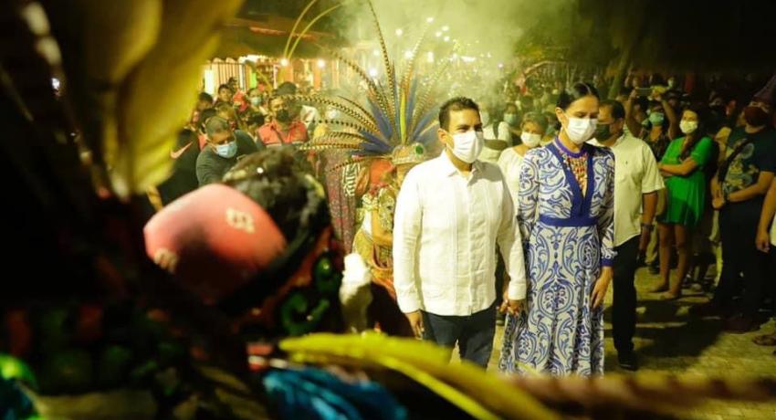 Gobierno de Zihuatanejo realiza con éxito su segundo día del Festival de Día de Muertos.