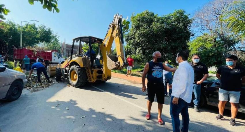 Gobierno de Zihuatanejo intensificó trabajos ante paso de huracán Rick