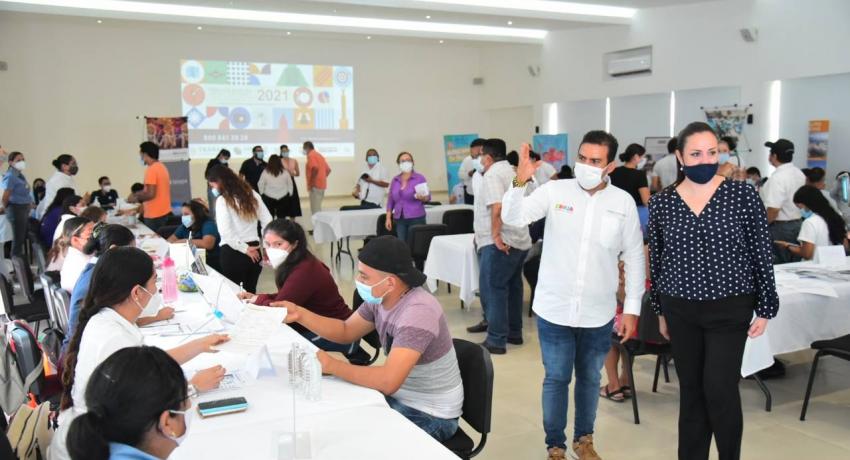 Presidente Jorge Sánchez Allec encabeza inauguración de la Feria del Empleo 2021