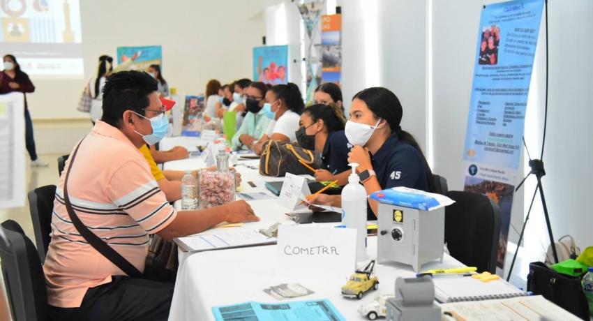 Presidente Jorge Sánchez Allec encabeza inauguración de la Feria del Empleo 2021
