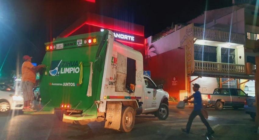 Servicios Públicos recolecta de manera puntual y eficiente los residuos sólidos en la ciudad.