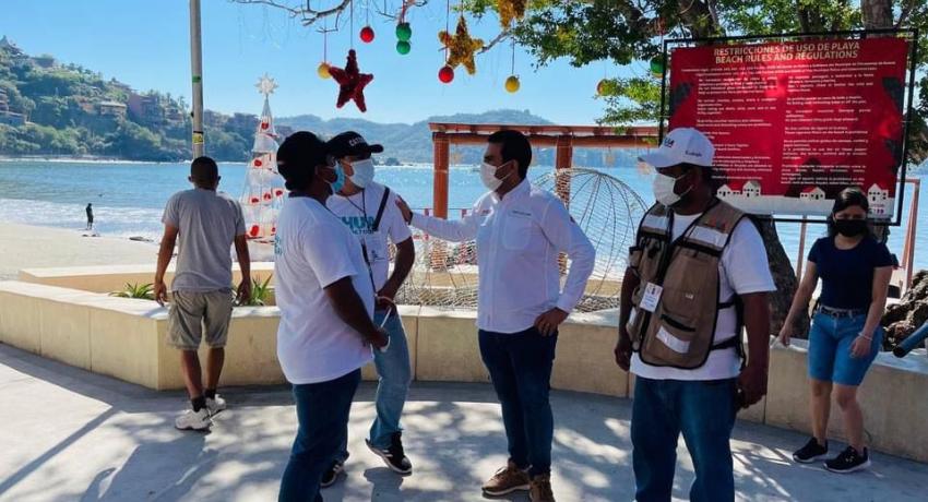 Miles de turistas disfrutaron de las playas de Ixtapa Zihuatanejo.