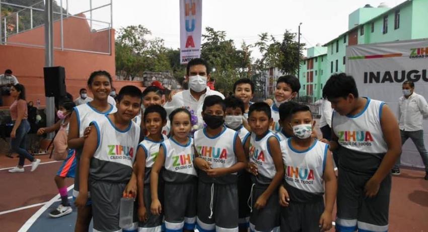 Presidente Jorge Sánchez inaugura rehabilitación de espacio público en el Infonavit El Hujal 