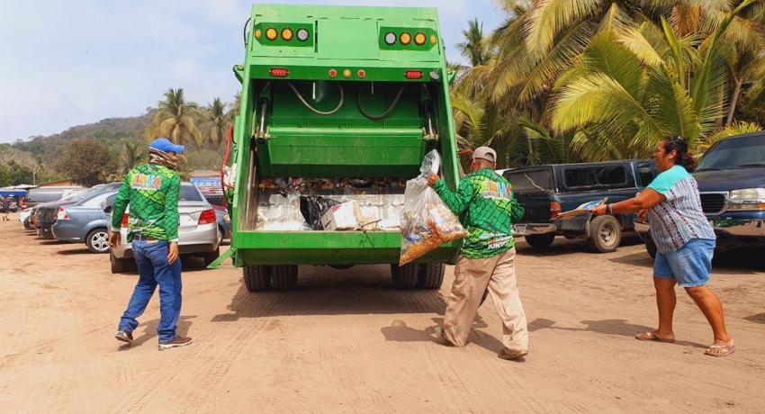 Servicios Públicos lleva a cabo la recolección de manera eficiente y puntual en estas vacaciones de Semana Santa. 