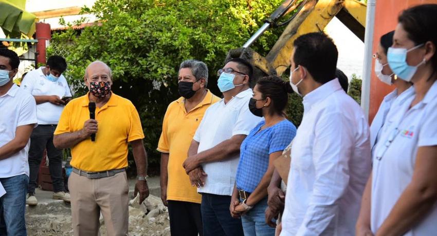 Alcalde Jorge Sánchez Allec pone en marcha pavimentación de calle Thalía en El Embalse