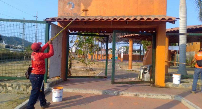 Servicios Públicos trabaja de manera eficaz para recuperar espacios públicos.