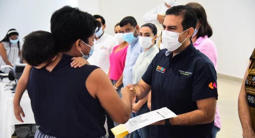 Gobierno de Zihuatanejo beneficia a más niños con nueva campaña gratuita del Registro Civil