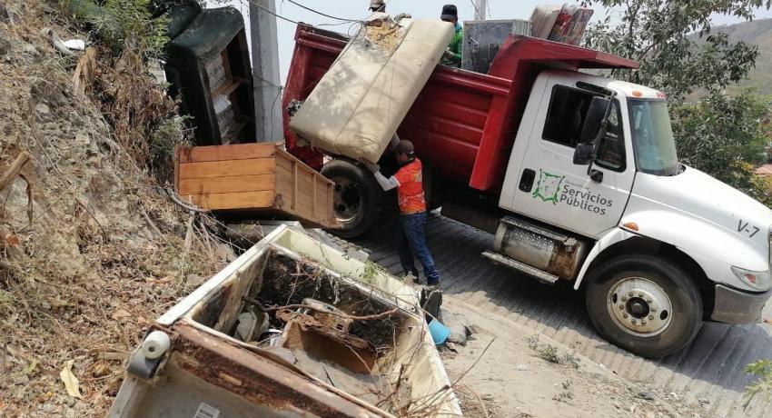 Servicios Públicos pone en marcha las campañas de descacharrización en colonias y comunidades