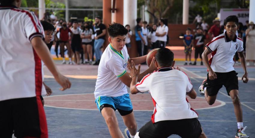 Gobierno de Jorge Sánchez Allec organiza jornada deportiva para festejar el Día del Estudiante